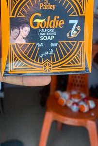 parley goldie half cast lightening soap 190g