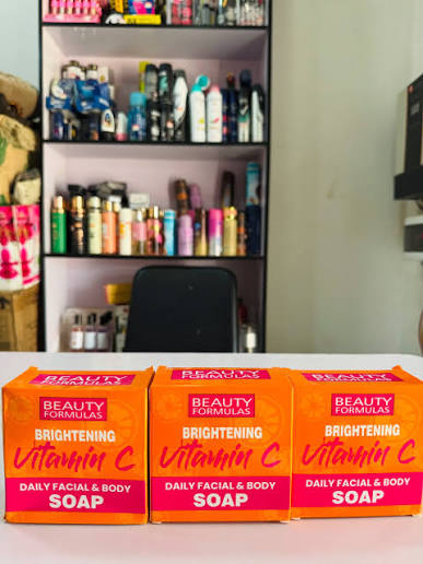 beauty formulas brightening vitamin c soap 190g beauty formulas brightening vitamin c soap 190g